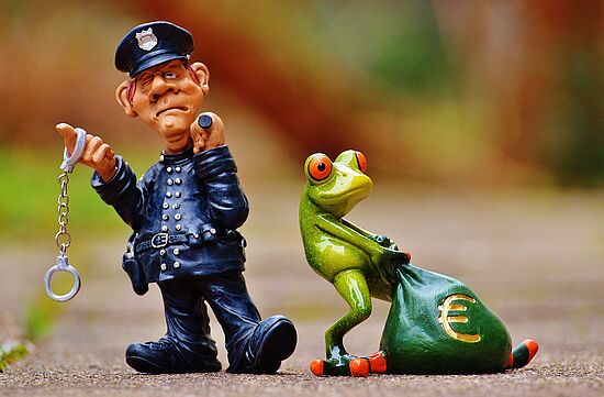 "Erna" das Seniorenstück der Polizeipuppenbühne