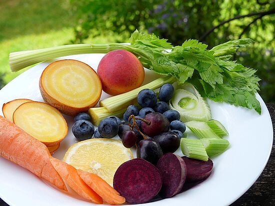Sauer macht nicht immer lustig - mehr Wohlbefinden durch basische Ernährung